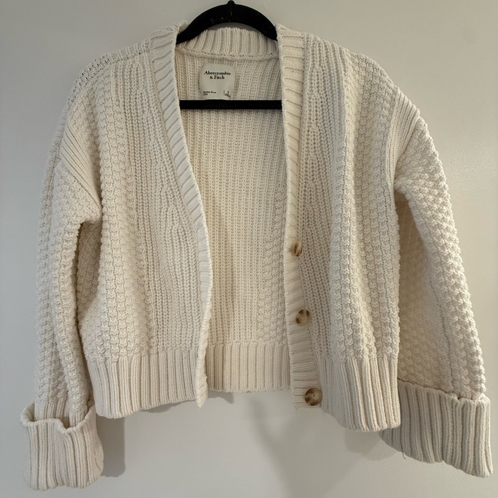 Abercrombie & Fitch Off-White Women's Cardigan
